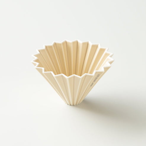 Medium Dripper | Origami Japan - Matte Beige - Coffee