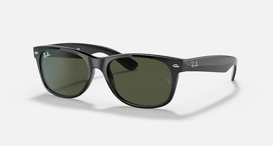 Ray-Ban 2132 New Wayfarer-style sunglasses in black with dark polarized lenses and white Ray-Ban logos on the upper corners of the frames, displayed on a plain white background.