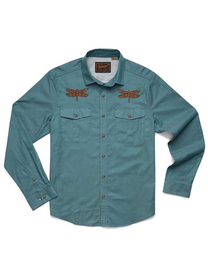 The Howler Brothers Gaucho Snapshirt | Enter the Dragons features two front pockets and embroidered dragonfly designs above them.