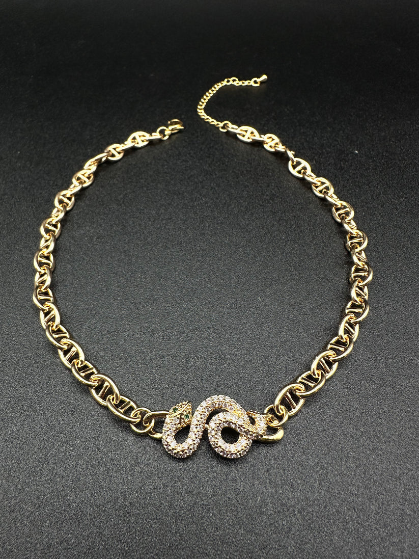 Serpent D’or Necklace | Minh Atelier - Jewelry - 18k Gold -