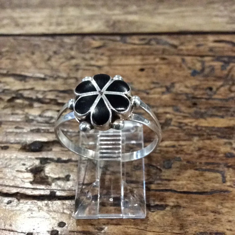 Black Onyx Flower Inlay Ring | Vintage - Jewelry - Lapis -