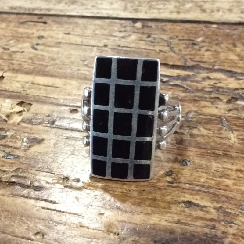 Black Onyx Grid Inlay Ring | Vintage - Jewelry - Lapis -