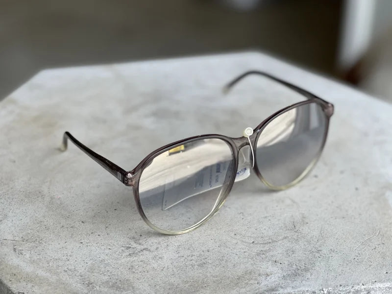 Plastic Frames | Multiple Options | Vintage Sunglasses - 8 -