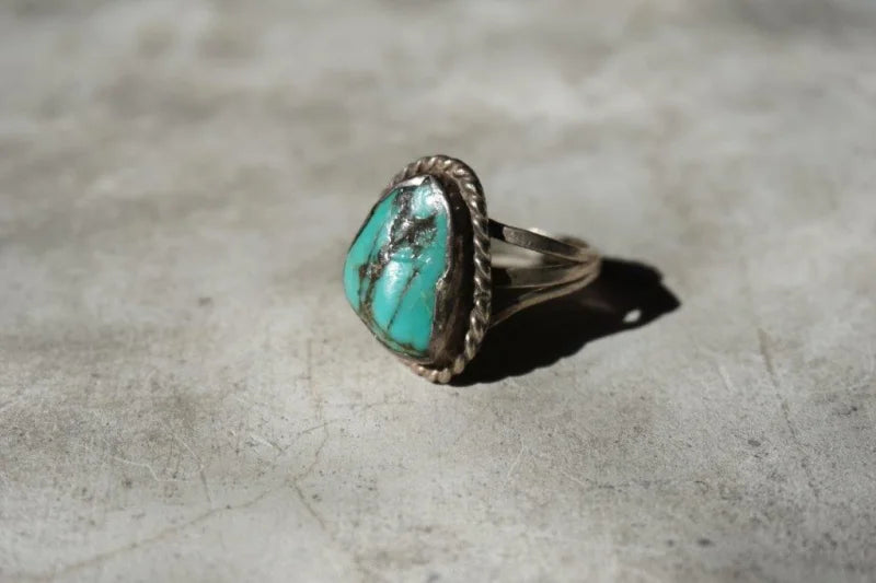 Rough Shape Turquoise Ring | Vintage - Vintage - Men’s