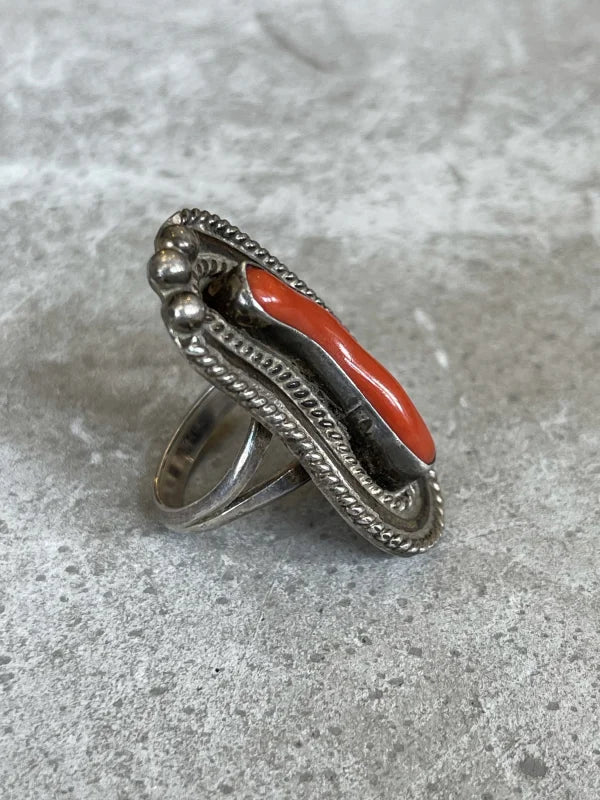 Skinny Coral Stone Ring | Vintage - Jewelry - Coral Ring -
