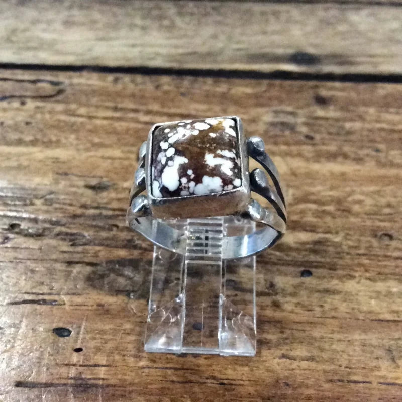 Small Brown/white Stone Ring | Vintage - Jewelry - Turquoise