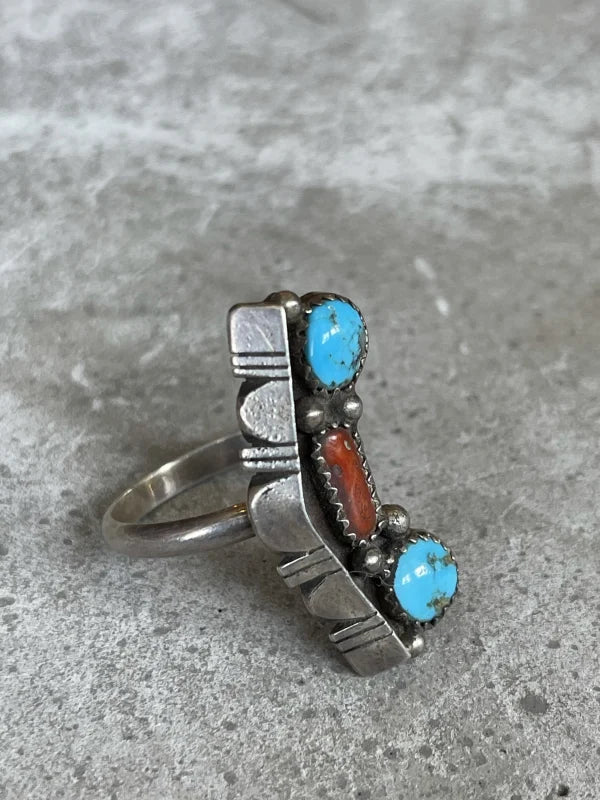 Turquoise & Coral Line Ring | Vintage - Jewelry - Turquoise